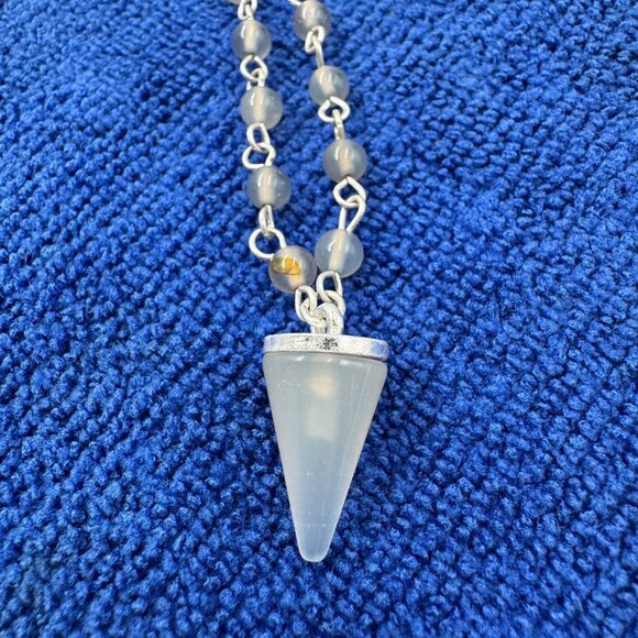 Charming Charlie White Clear Sphere Pendant Beaded 30" Necklace Boho Chic - Picture 4 of 8